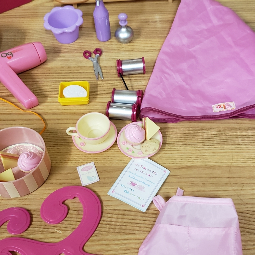 OUR GENERATION DOLL ACCESSORIES - Picture 5 of 16